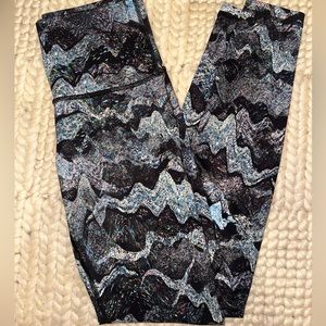 Ivivva by Lululemon patterned leggings